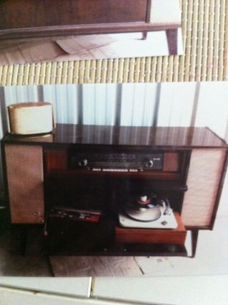 Meuble Telefunken radio et tourne Disque