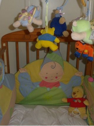 lit bébé et accessoires