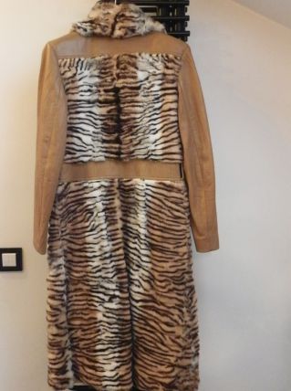 Manteau cuir et fourrure 