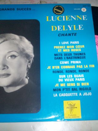 25 CM DE LUCIENNE DELYLE EN SUPERBE ETAT 