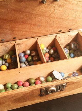 Coffret à Billes. Souvenir d'enfance