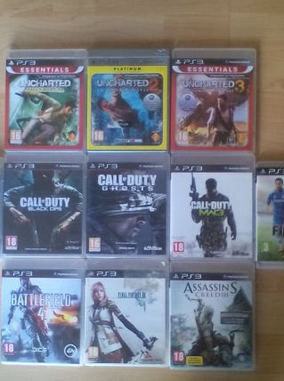 PS3 SLIM 12 GO + 11 JEUX