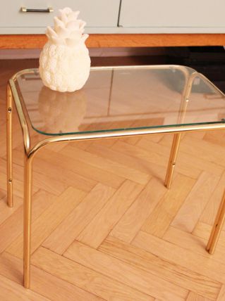 Table d'appoint en verre avec pieds dorés