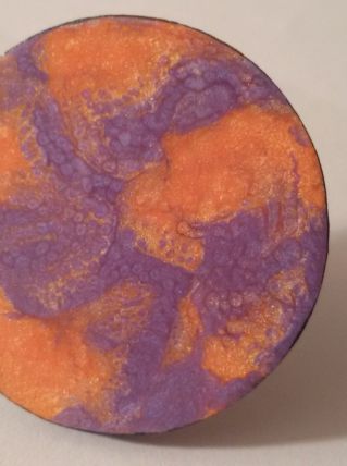 Bague moderne orange et violet