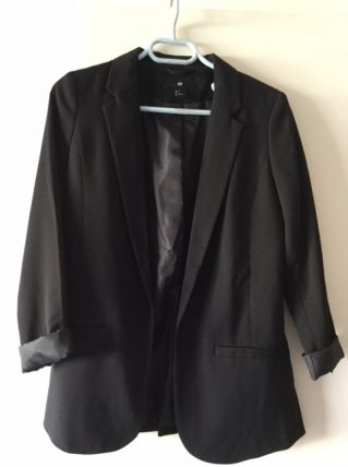 Veste noire taille 1. 