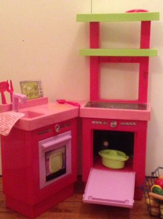 Cuisine dinette + panier de fruits et légumes