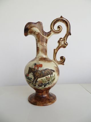 Vase chasse à cour