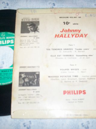 DISQUE 45 TOURS 4 TITRES JOHNNY HALLYDAY 