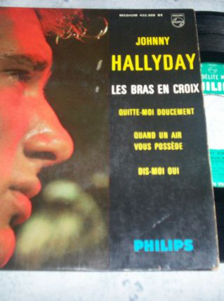 disque 4 titres johnny hallyday 