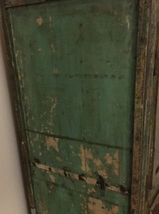 vitrine bibliotheque industrielle / patine orientale 