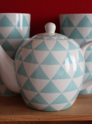 Tasses et théière motifs graphiques