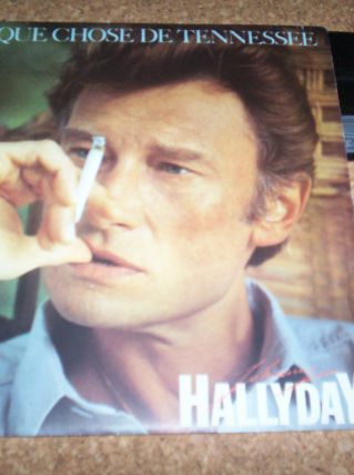 45 TOURS 2 TITRES JOHNNY HALLYDAY quelques chose de tennessee + 1 