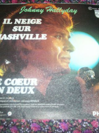 45 tours de johnny hallyday le coeur en deux 