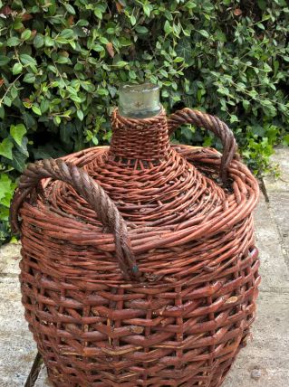 Dame-Jeanne, habillage osier, contenance 10L, années 1930