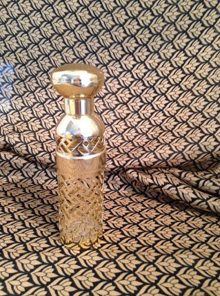 Vaporisateur Guerlain en métal doré