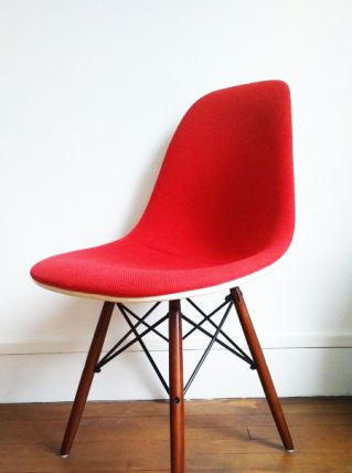 Fauteuil Design Eames estampillé Herman Miller Mobilier International