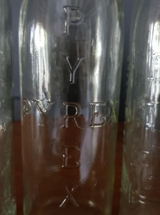 Lot de 3 biberons verre