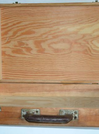 Valise en bois 