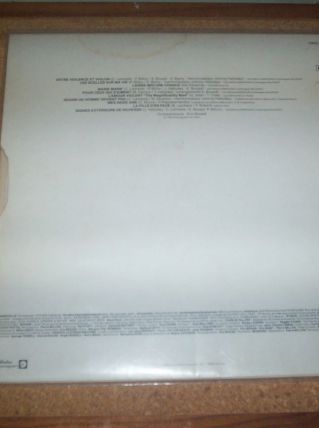 DISQUE 33 TOURS ENTRE VIOLENCE ET VIOLON JOHNNY HALLYDAY 