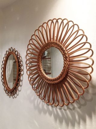 Miroir en rotin vintage