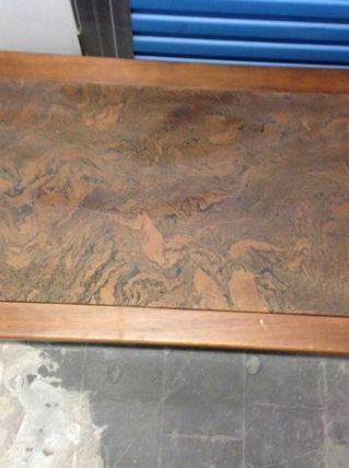 Table basse en bois et pierre