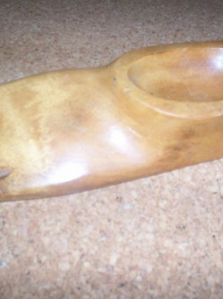 original cendrier pied en bois sculpté 