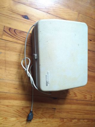 magnétophone à bande magnétiques GRUNDIG TK18 