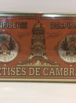 Boite en métal vintage