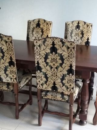 Salle à manger chêne massif style Louis XIII