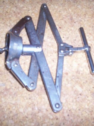 VIEUX TIRE BOUCHON A VRILLE 