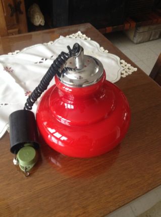 Lustre vintage rouge