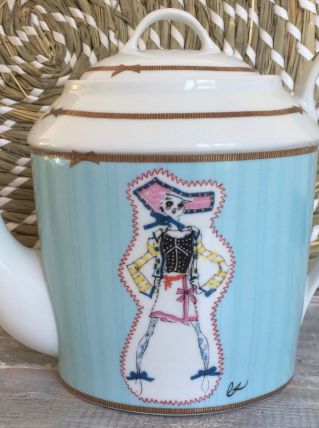  Christian Lacroix  Théière "Les poupées"