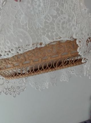 Corbeille à pétales de roses