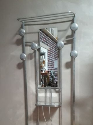 porte manteaux aluminium 1950 en bon etat  le grand miroir e