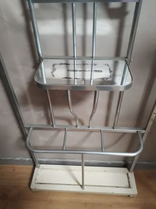 porte manteaux aluminium 1950 en bon etat  le grand miroir e