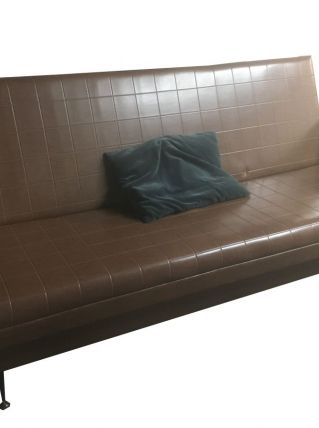 Canapé lit banquette vintage skaï marron années 50