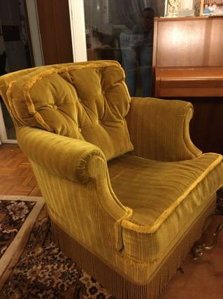 2  FAUTEUILS "CRAPAUD" ANNEES 60