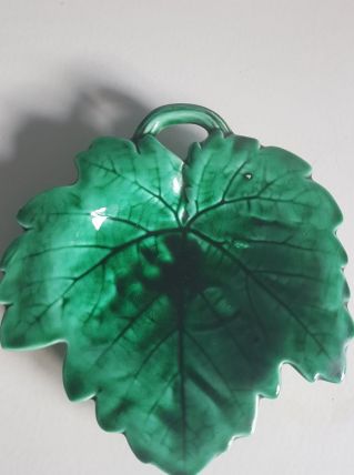 vide-poche feuille en céramique vernie