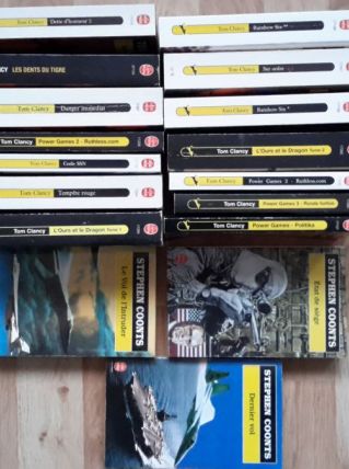 Lot de 13 romans espionnage de Tom clancy