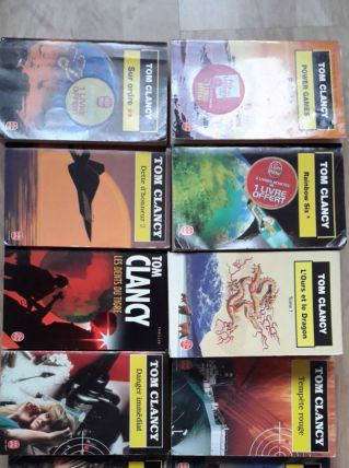 Lot de 13 romans espionnage de Tom clancy