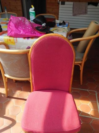 6 Chaises Baumann restaurant