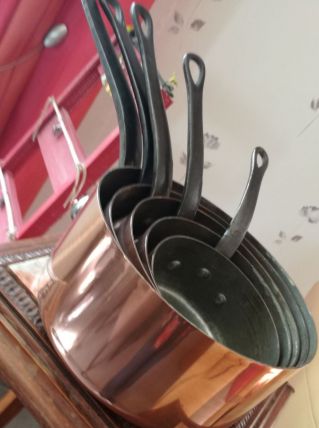 Véritable casserole en cuivre