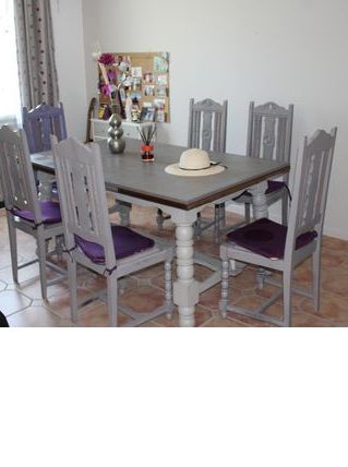 Table chene massif patiné violine