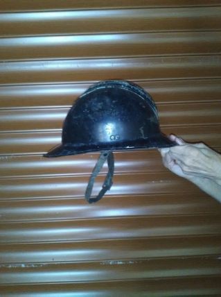 ancien casque de pompiers