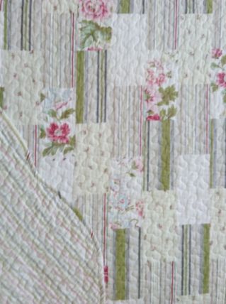 Parure couvre lit - Jeté de lit + Taies assorties