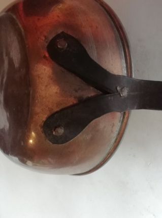 grosse louche métal cuivré