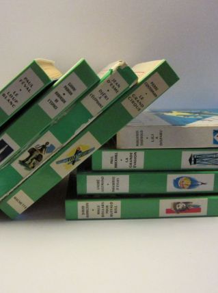 lot 8 bibliothèque verte/rose