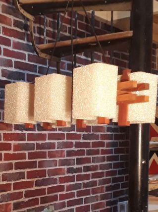 grand lustre scandinave en teck  et resine 1960