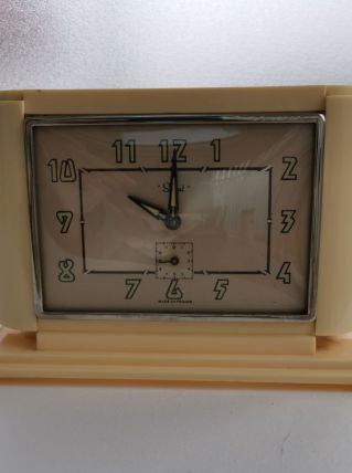 Pendulette réveil marqué Scout 