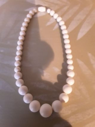 Collier vintage ecru